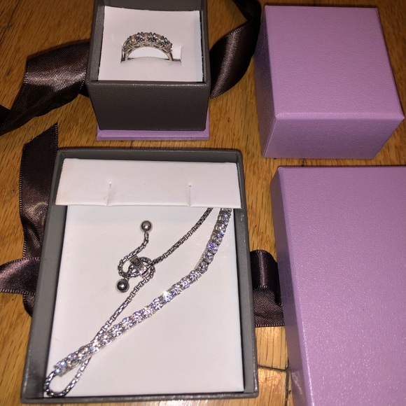 Micheal Hill Bolo Tennis Bracelet - Picture 4 of 4